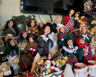 Byer’s Choice figurines for fall and Christmas!! Great collection!!