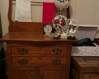 Antique wash stand