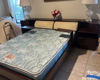 Danish Rosewood Queen Floating platform bed with nightstands by Kibaek Mobelfabrik


+ Pillows that flip out from the headboard for sitting up in Bed to watch TV

+ Snack trays that can be pulled out of the side rails

+ Headboard is finished on the back so that the bed does not need to be placed against a wall.

+ Heaviest construction methods

+ Deep headboard provides a shelf for clock or magazines

+ Nightstands have tambour doors and tong & grove drawers

This is the ultimate Rolls Royce of vintage Danish Beds