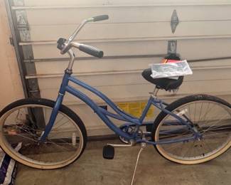 Ladies 26 inch Roadmaster Raleigh Special bicycle