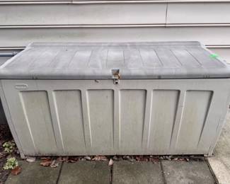 Plastic deck storage box