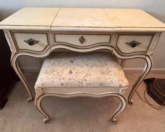 Vintage vanity and bench