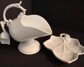 Porcelain sugar scuttle and leaf dish