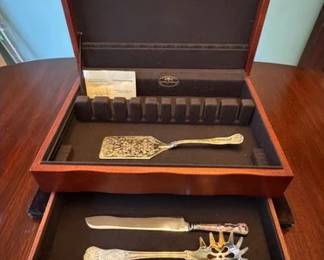Reed & Barton silverware chest and 3 silverplate serving pieces