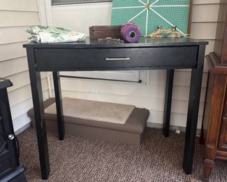 small single drawer desk