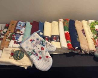Christmas Hand Towels Pot Holders