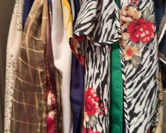 Mystery Lot Of Womens Scarfs