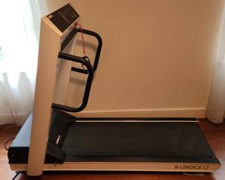 Landice L7 Treadmill