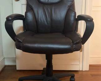 Cushy Black Office Chair