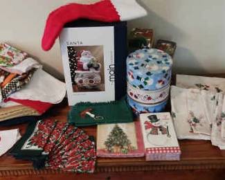 Christmas Kitchen Decor Lot
