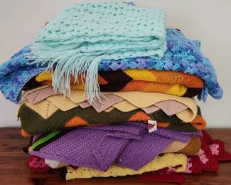 Large Mystery Lot Of Throws