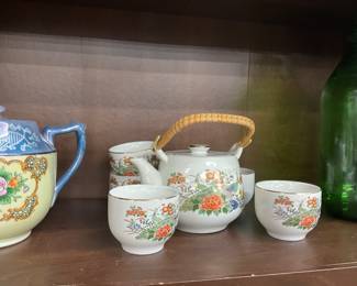 Himark Japanese Peacock Sake Tea Set