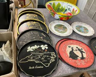 Round Metal State Serving Trays- Illinois Indiana Alaska & North Carolina