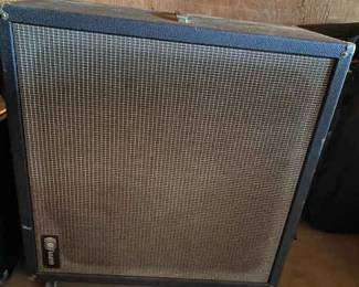 1960s Sunn Speaker Cabinet Model 412 S