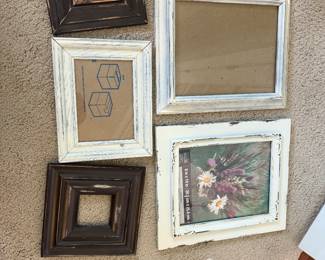 set of 5 frames $10