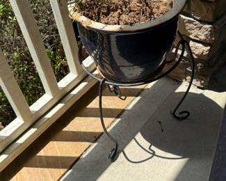 $15 flower pot and stand 