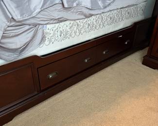 Master Bed
83in x 87in x 65in