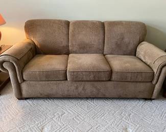 LIKE NEW FLEX STEEL SOFA