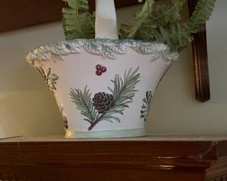 PFALTZGRAFF CERAMIC BASKET