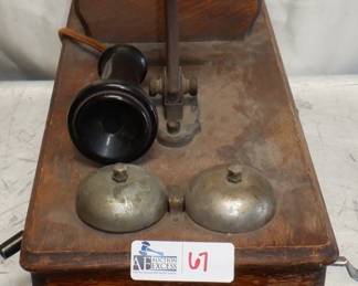 STROMBERG CARLSON ANTIQUE WALL PHONE