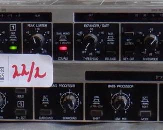 LOT OF 2 BEHRINGER ELECTEONICS INCLUDING ULTRA LRO, COMPOSER