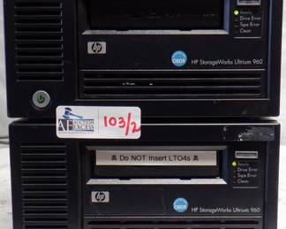 LOT OF 2 HP STORAGE WORKS ULTRIUM 960