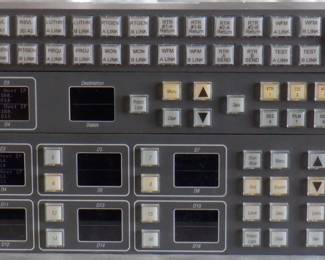 LOT OF 3 ELECTRONICS INCLUDING GRASS VALLEY JUPITER LD4, LD16, EVERTZ QUARTZ CP-3201E