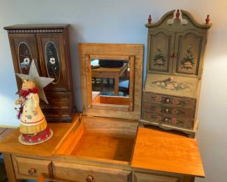dressing table and reproduction salesman sample