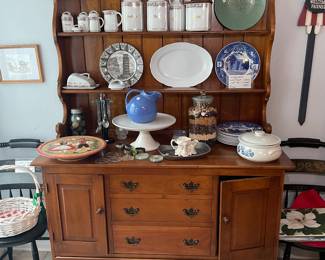 stickley hutch