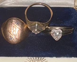 14K GOLD RINGS 