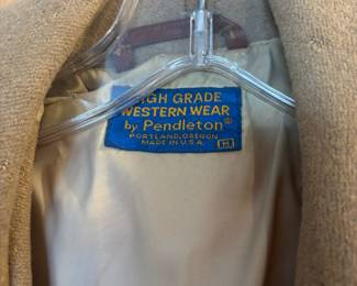 Pendleton Western Wear Coat – Size Medium