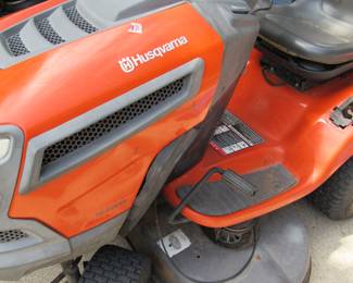 Husqvarna Ride On Mower (Front Left Tire is Flat)
