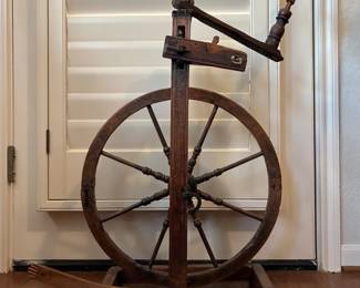 Antique spinning wheel