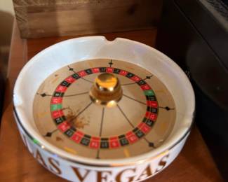 Las Vegas roulette wheel ashtray or souvenir bowl
