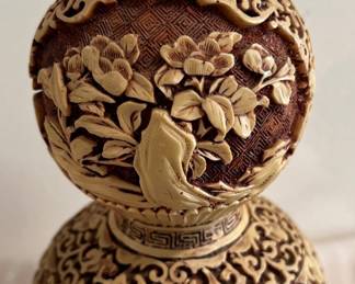 Engraves Vase