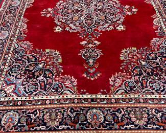 Oriental Style Rug - Hand Woven in India 
	100% Wool (11.6 x 8.7) 