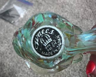 Set of 4 glass bird paperweight art
$40 obo