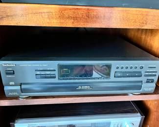 Techniques 5 disc changer