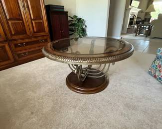 Round coffee table