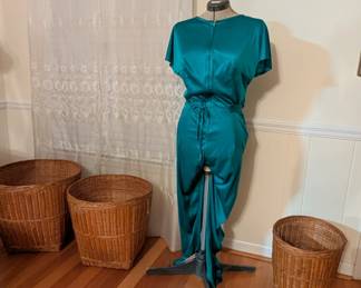 Dress form