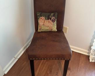 RANDOM CHAIR