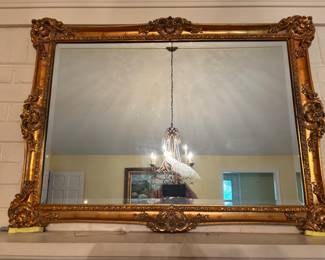 STUNNING MIRROR