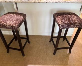 STOOLS