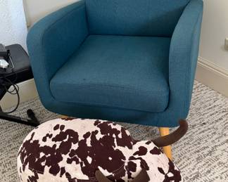 Blue Velvet Upholstery Accent Chair