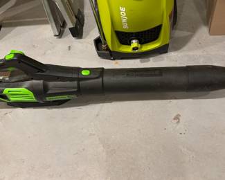Leafblower