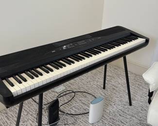 SP-280 Digital Piano