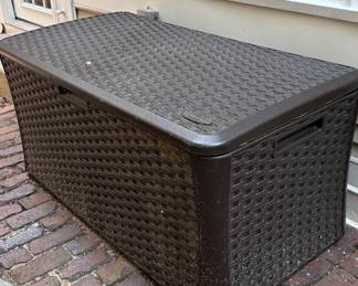 Lockable Extra Large Deck Box