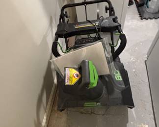 Greenworks 80V 20" Brushless Single-Stage Push Snow Blower with 2.0AH Battery & Charger 2600402