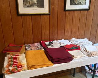 Good Variety of Linens!