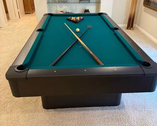 OLHAUSEN Monarch Pool Table